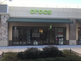 Crocs Outlet Mall,  Norfolk, VA